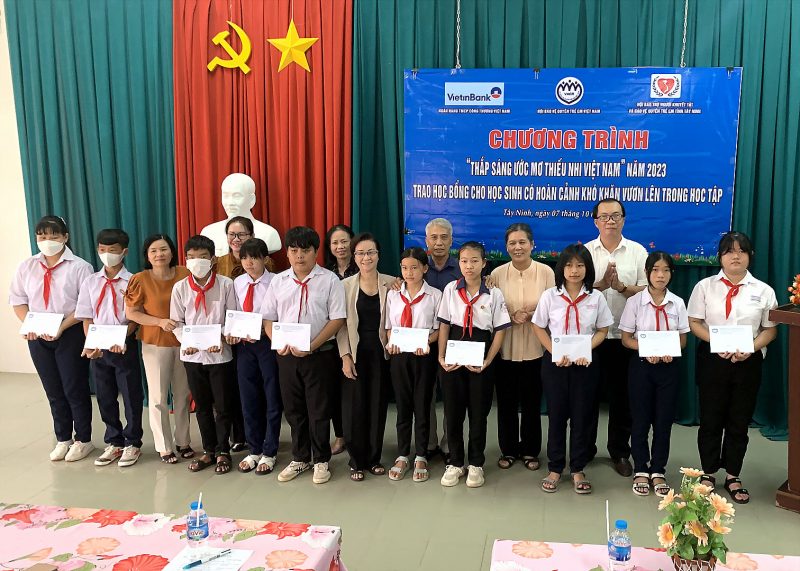 Tỉnh Hội Tây Ninh trao 100 Triệu Đồng Học Bổng Cho 20 Học Sinh Có Hoàn Cảnh Khó Khăn